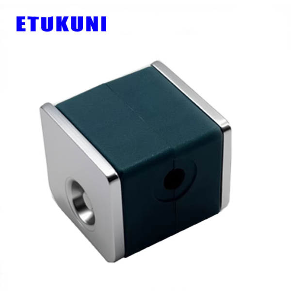 L0 Single Hole Hydraulic Tube and Pipe Clamps for Automotive - Image 3